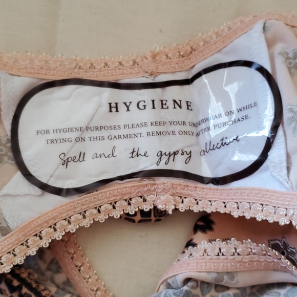 NWT 2 piece Spell Bra Set Lion Heart in Sundown - Picture 9 of 13